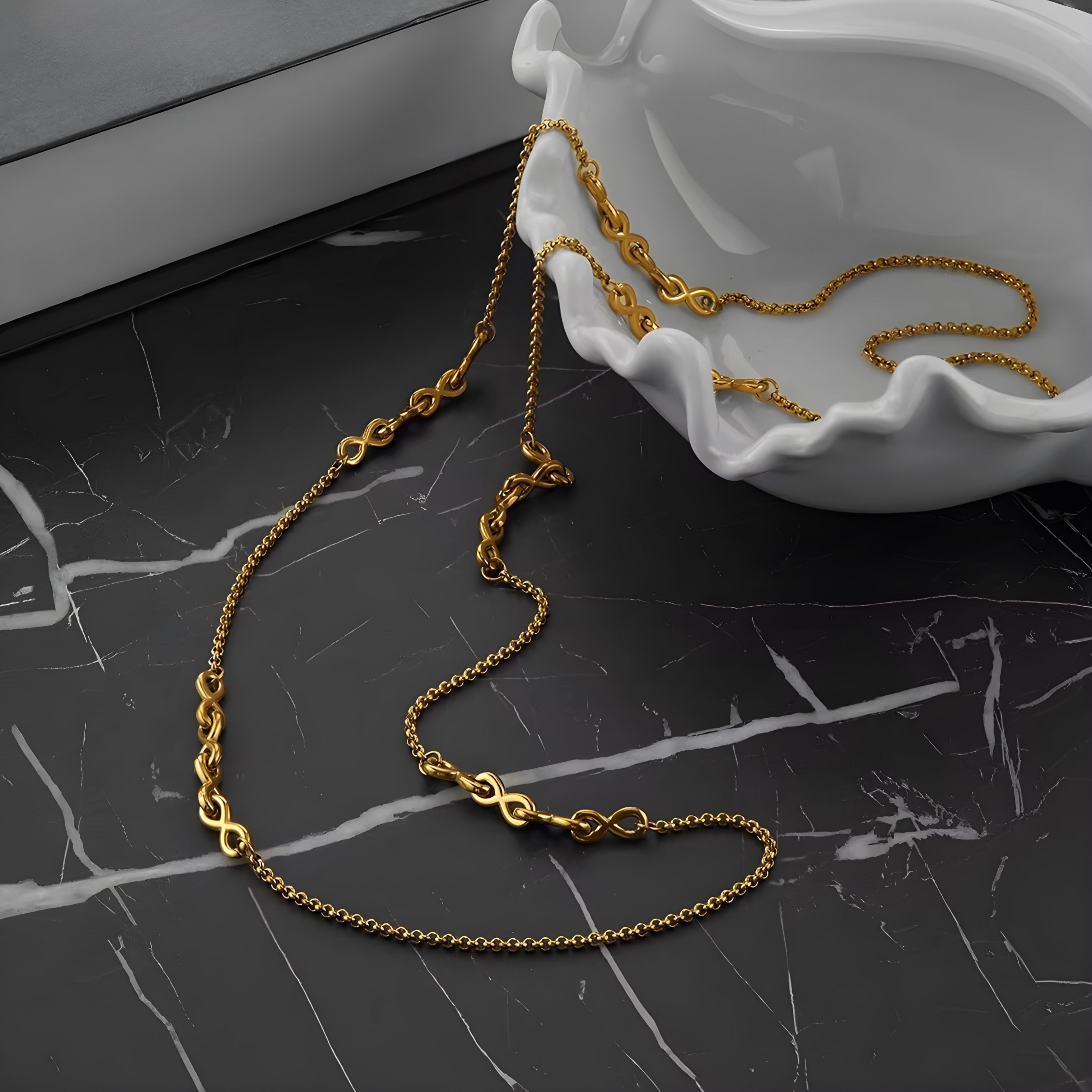 Infinite Chain Necklace