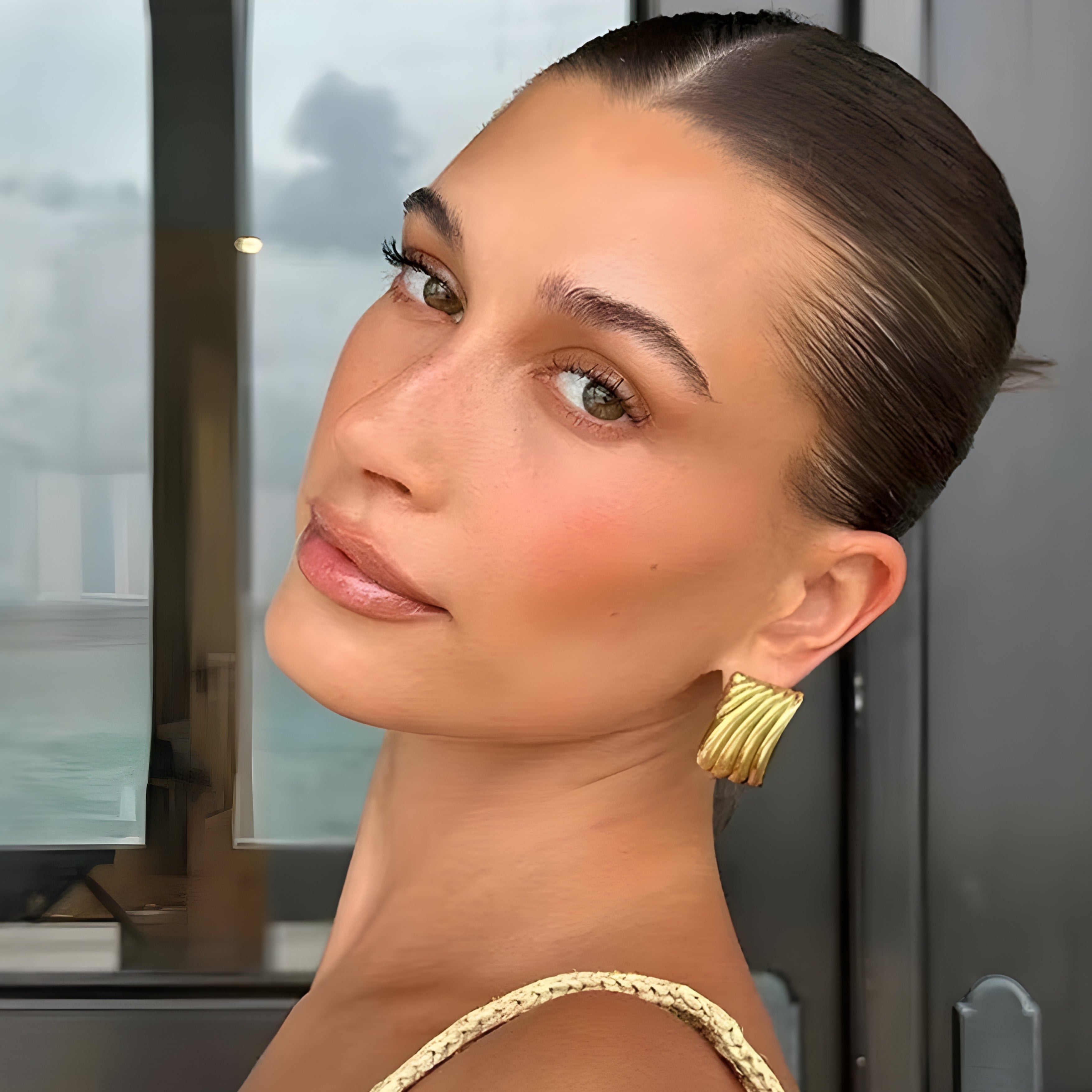 Hailey Stud Earrings