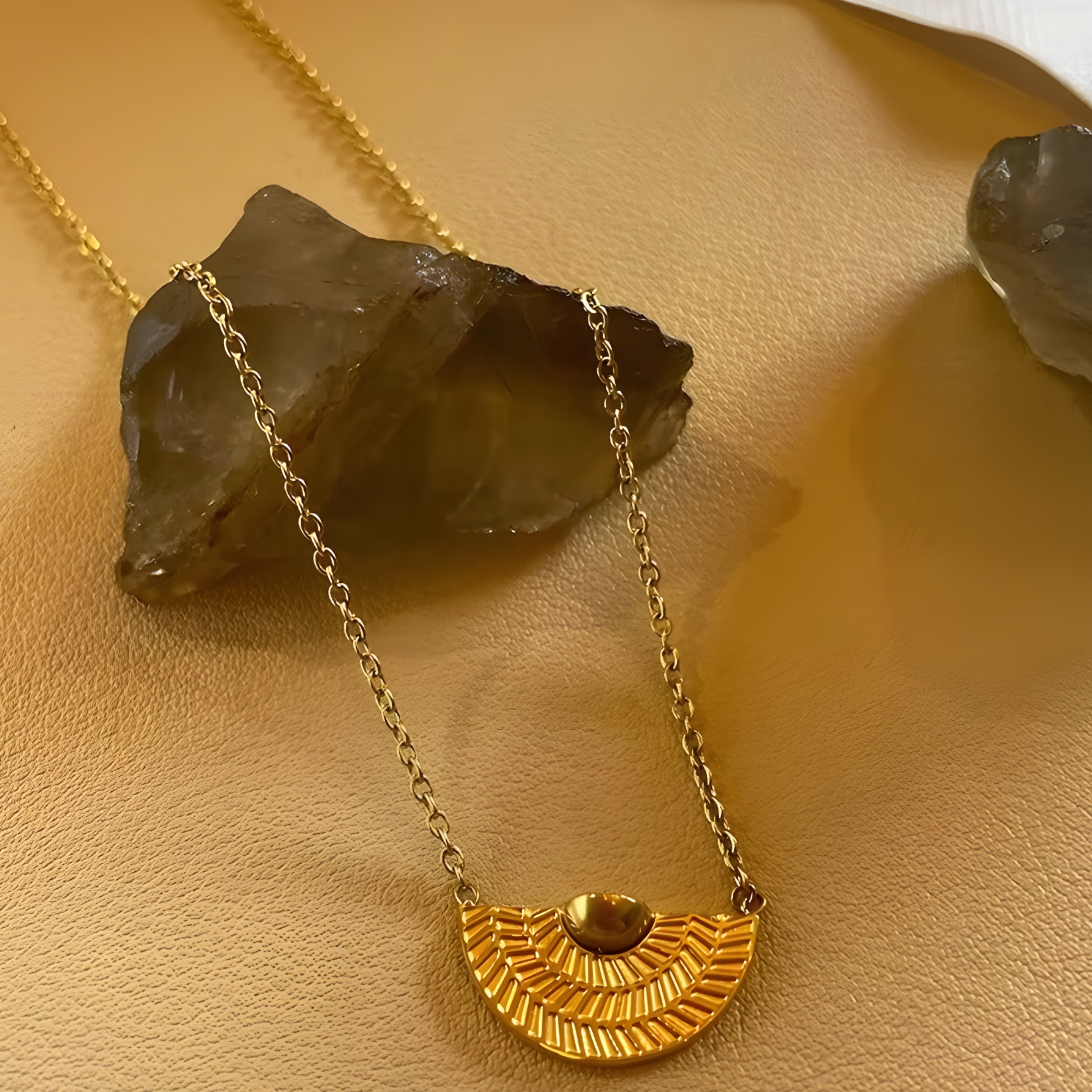 Savana Solar Pendant Necklace