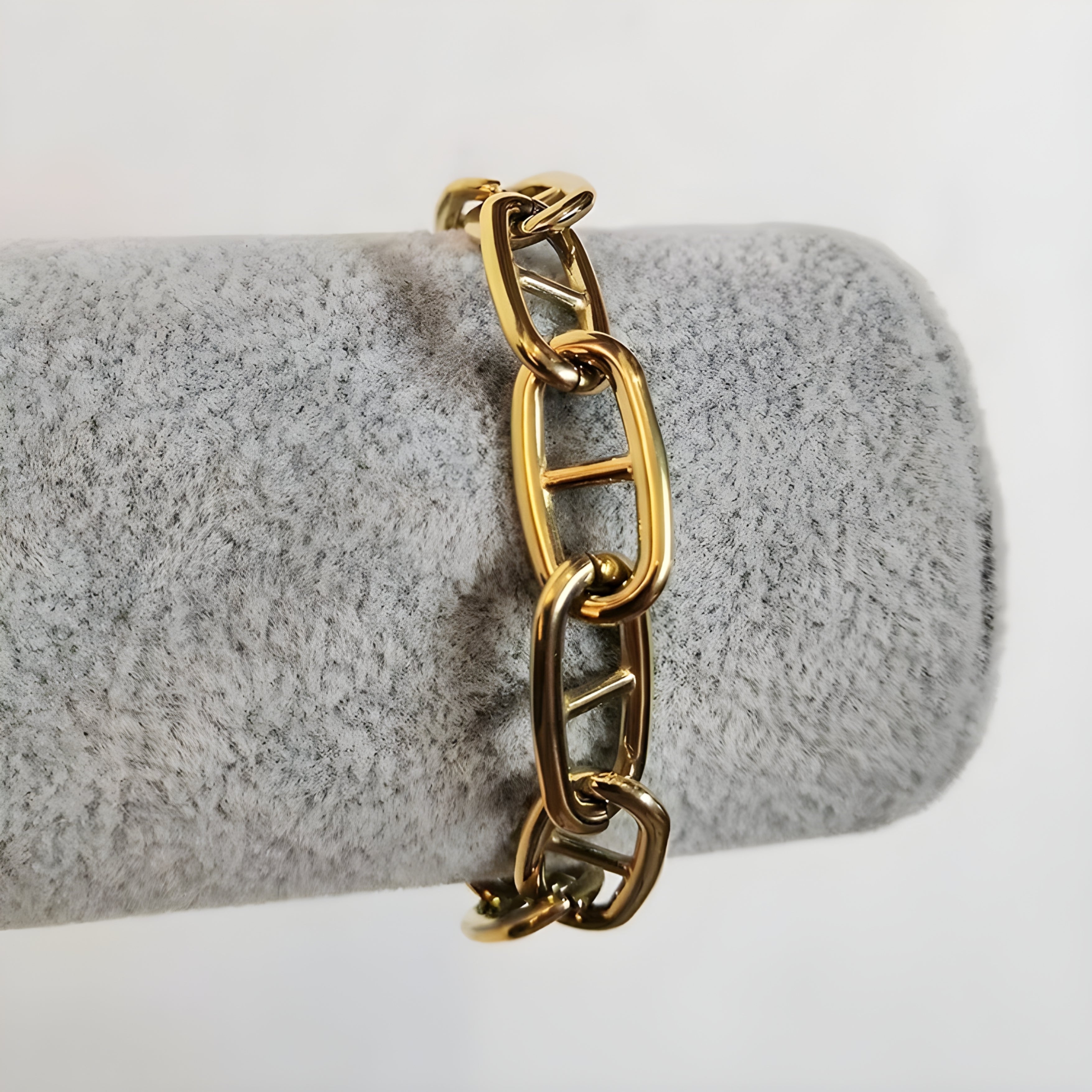 Reign Chain Bracelet