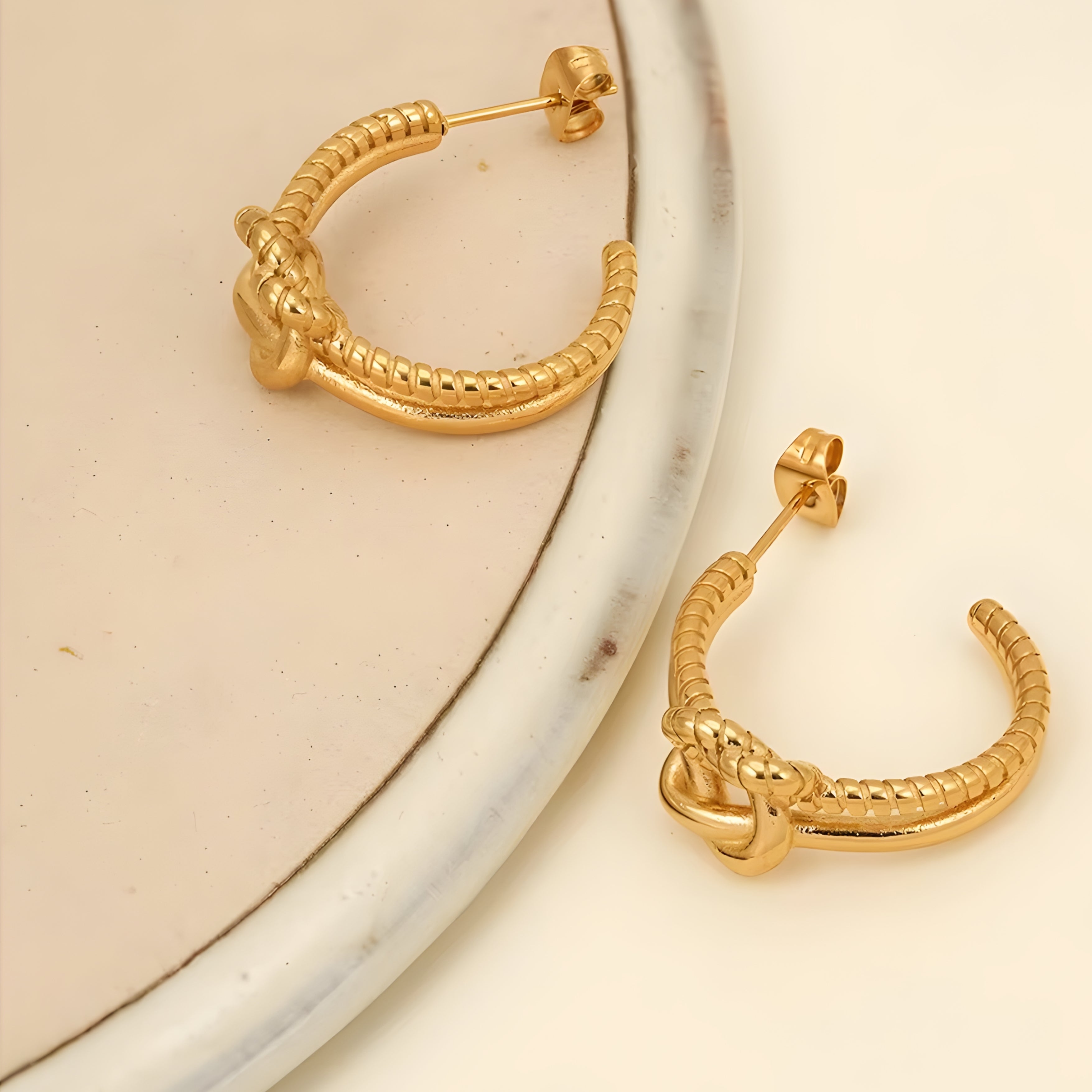 CordaTwist Gold Earrings