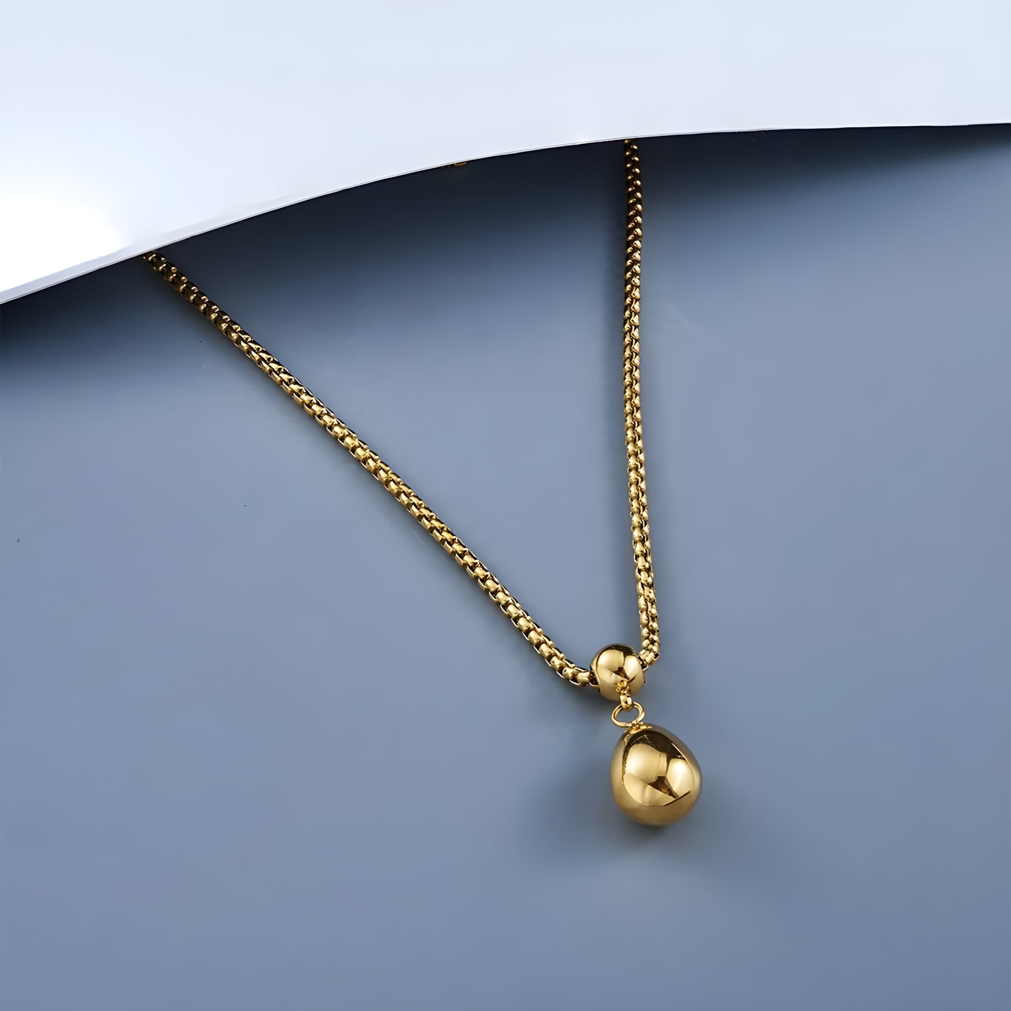 Elara Chain Gold Necklace